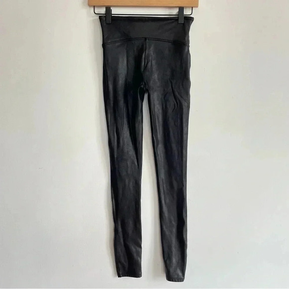 SPANX Faux Leather Black Leggings Stretch Elastic Waist Casual Compression Pants - Picture 6 of 14